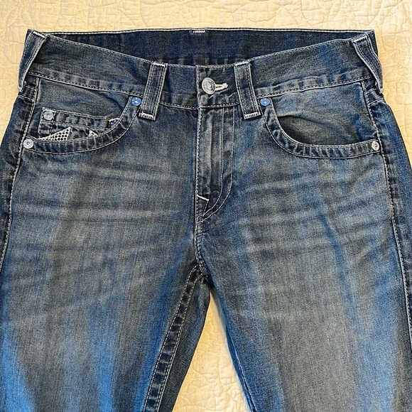 True Religion Mens Jeans. Size 31 Straight. EUC! - Picture 2 of 10